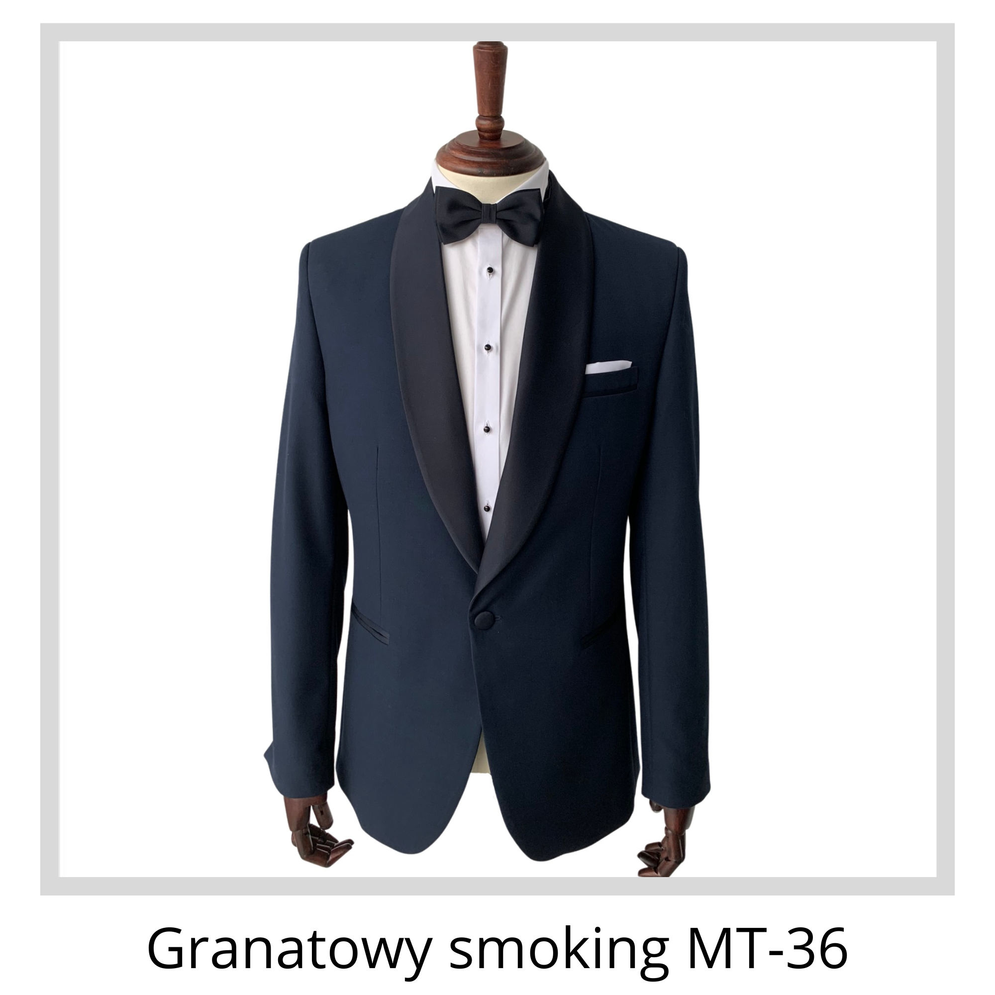 Garnitury ślubne - Granatowy smoking MT36